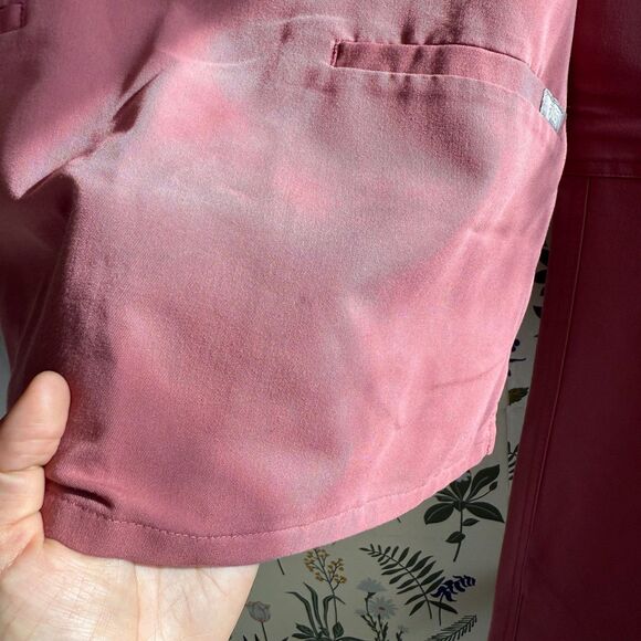 Women’s Figs Scrub Set *PLEASE READ* - Picture 4 of 4